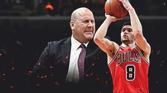 九州平台-公牛队惨遭惨败教练组不得不寻求新的战术方案(公牛队经典比赛视频)