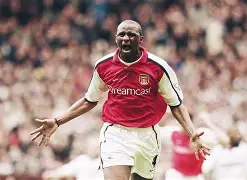 九州官方网站-埃弗顿客场负于维拉，球队面临压力