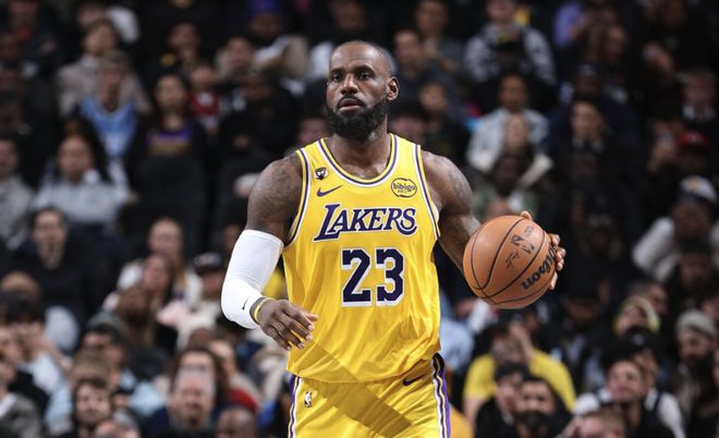 湖人队状况未明詹姆斯表示要全力以赴(湖人詹姆斯最新动态)